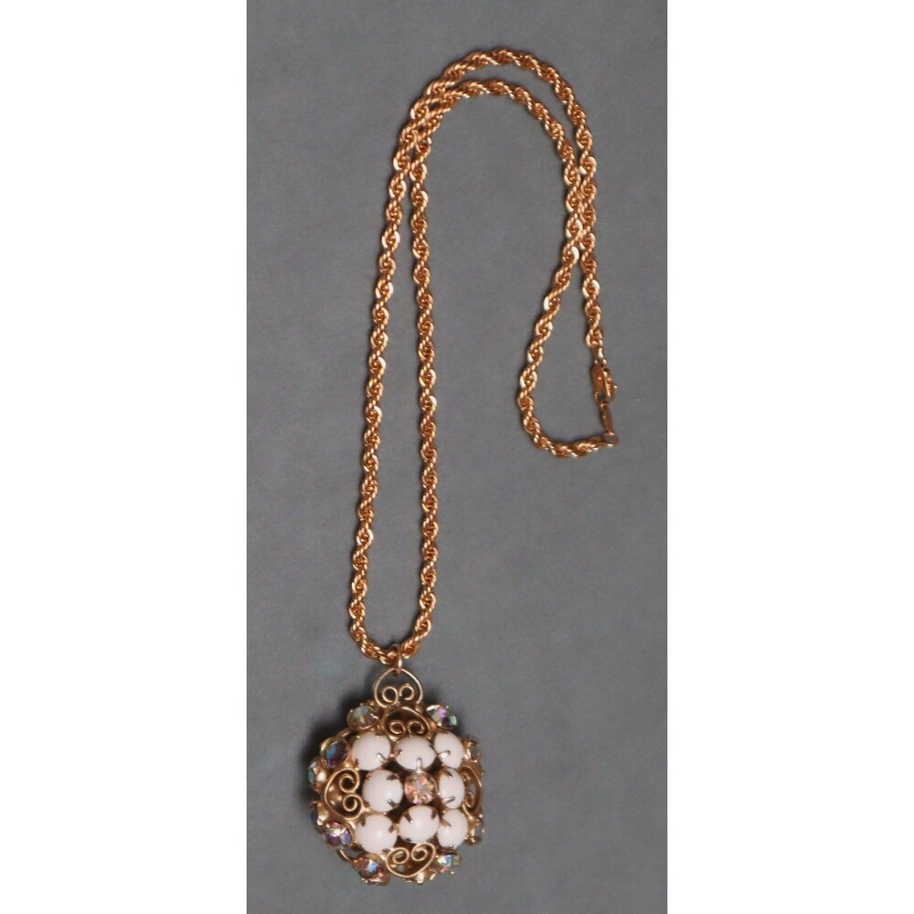Juliana D&E Milk Glass Filigree Necklace Vintage - Picture 7 of 8